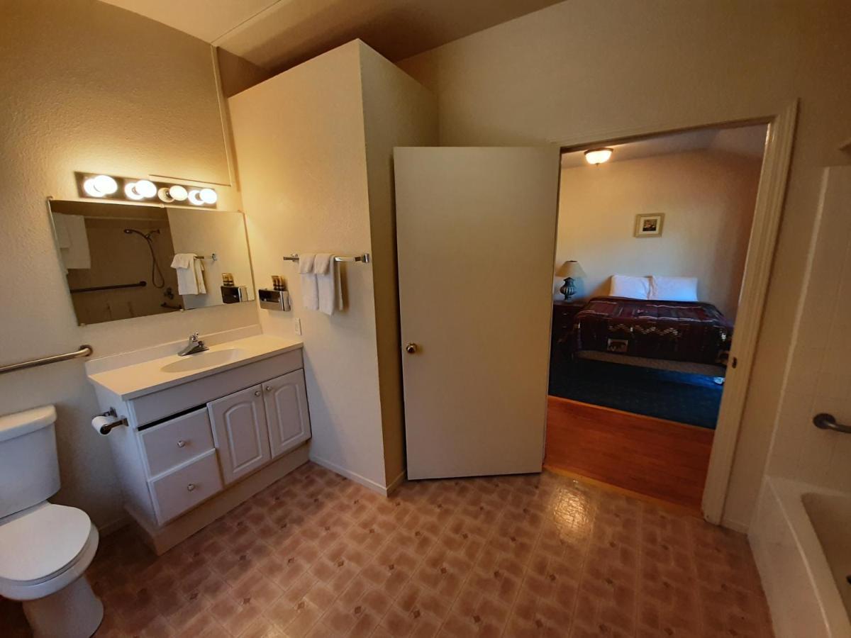 Alta Sierra Village Inn Грасс-Валли Номер фото